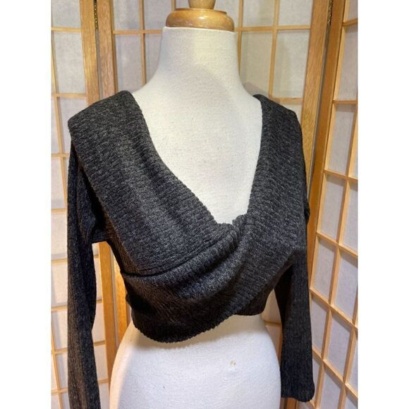 NWT Solemio Sm Cropped Sweater - Picture 1 of 13